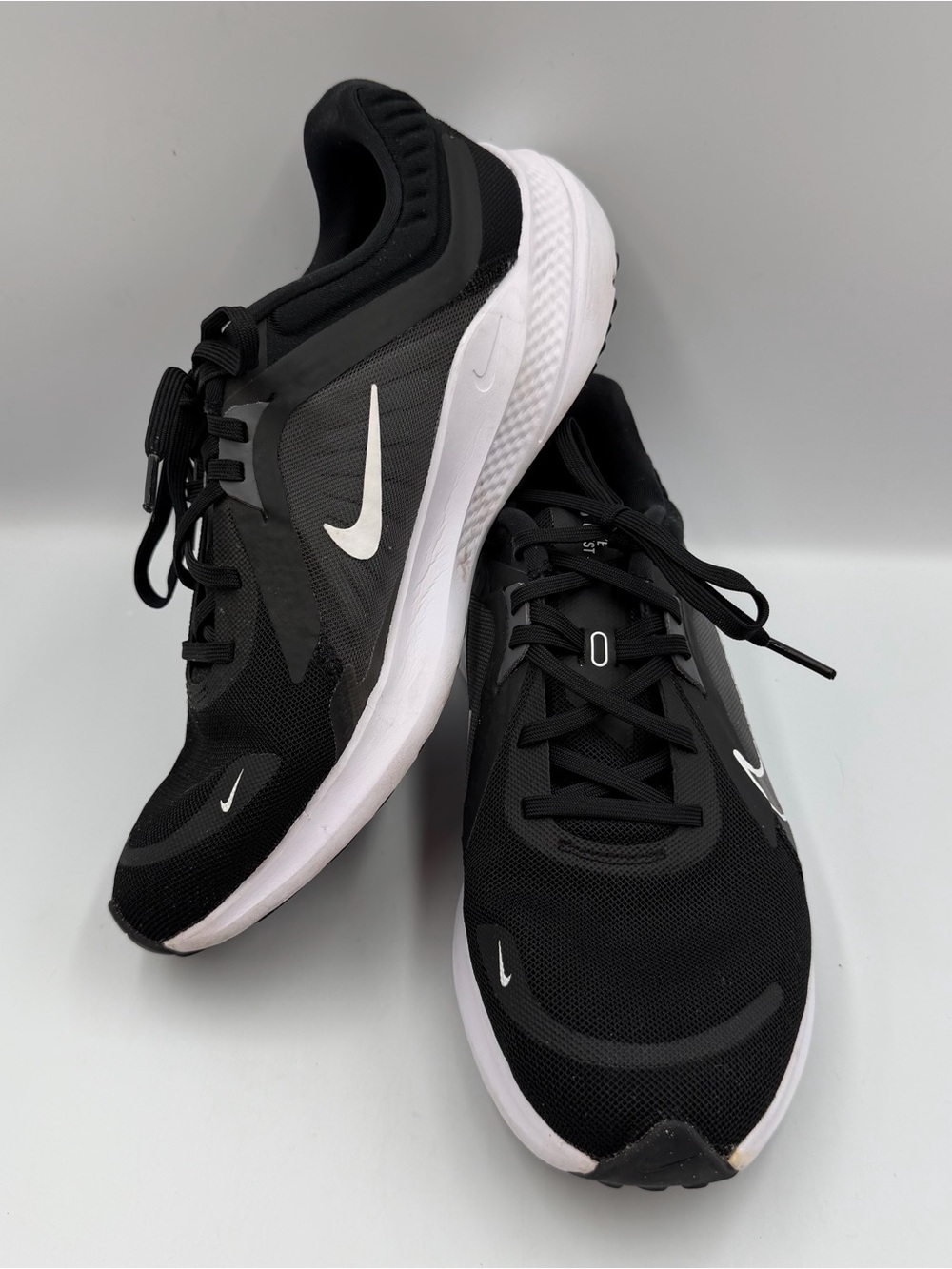 Nike Quest 05 Running Shoe Sneaker Black Shiny Womens 9.5 DD9291 001 Comfort